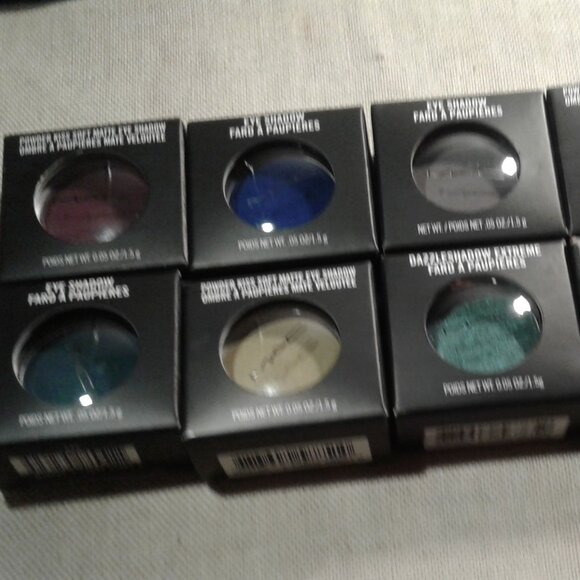 NEW! Mac Eyeshadows (10) - Picture 2 of 16